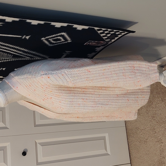 🥰NWOT American Eagle Oversized Tight Knit Campus Fit No Button Cardigan, Medium - Picture 4 of 12